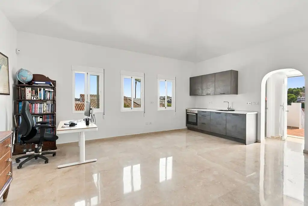 Chalet con piscina en venta en Hipódromo - Cerrado del Águila, imagen 25