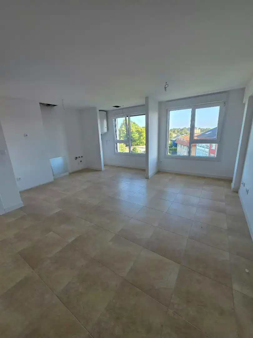 Dúplex con ascensor en venta en A Malata - Catabois - Ciudad Jardín