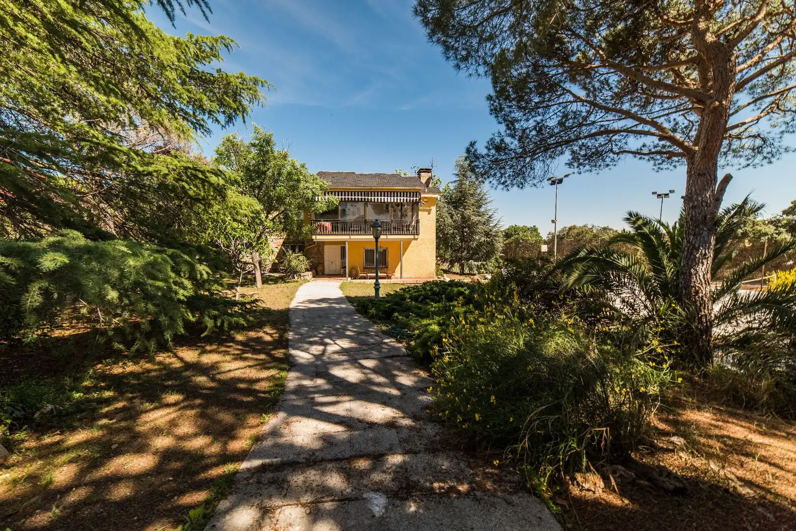 Casa amb piscina en venda a Colmenarejo