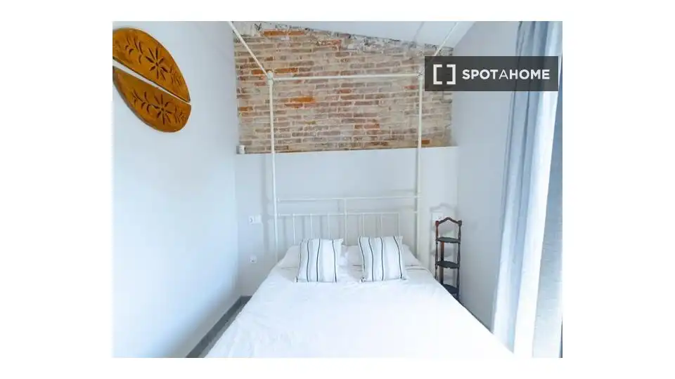 Bedroom of Flat for rent in  Barcelona Capital  with Air Conditioner, Heating and Furnished