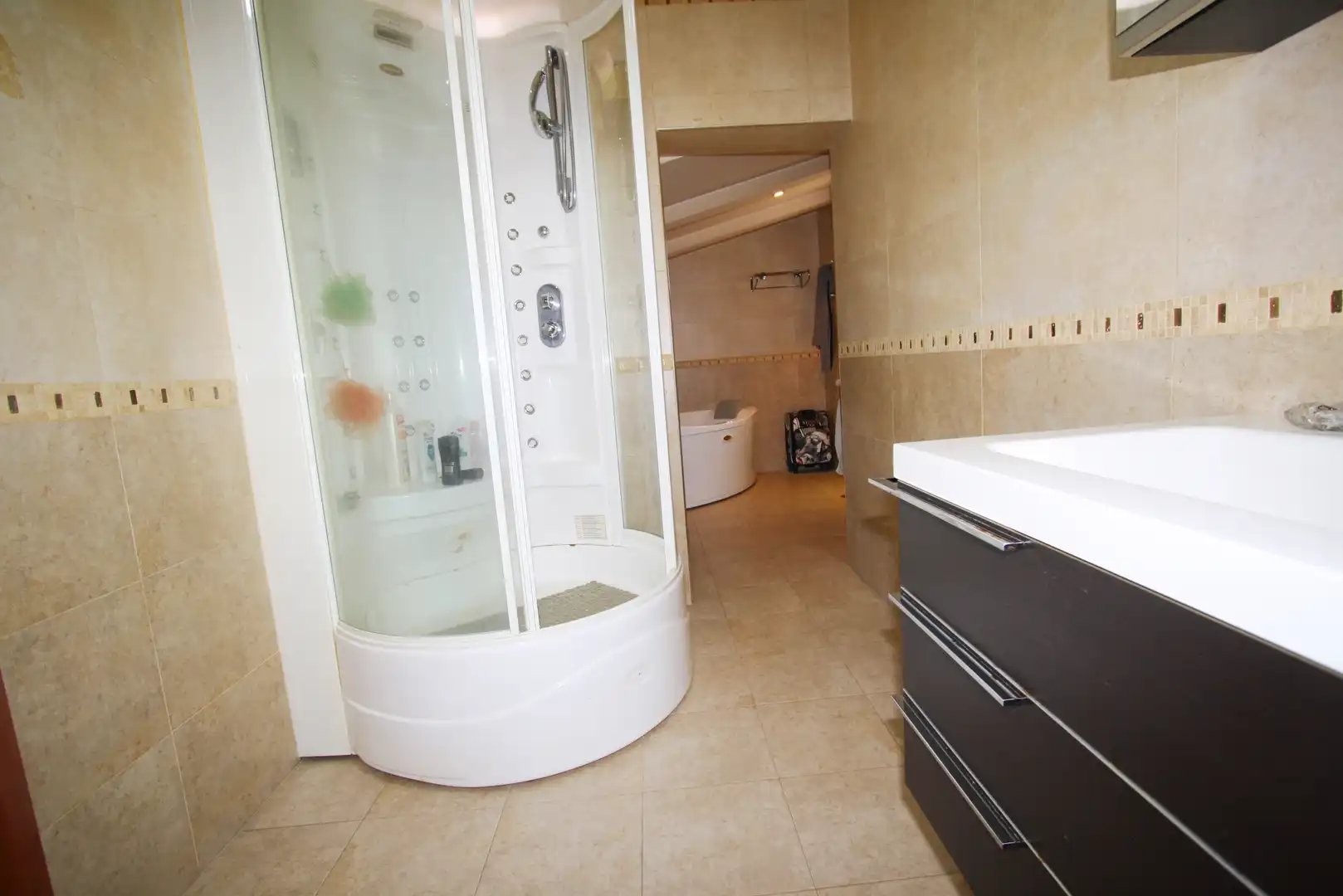 Bathroom of Houses for sale in Albacete  with Air Conditioner, Heating and Private garden