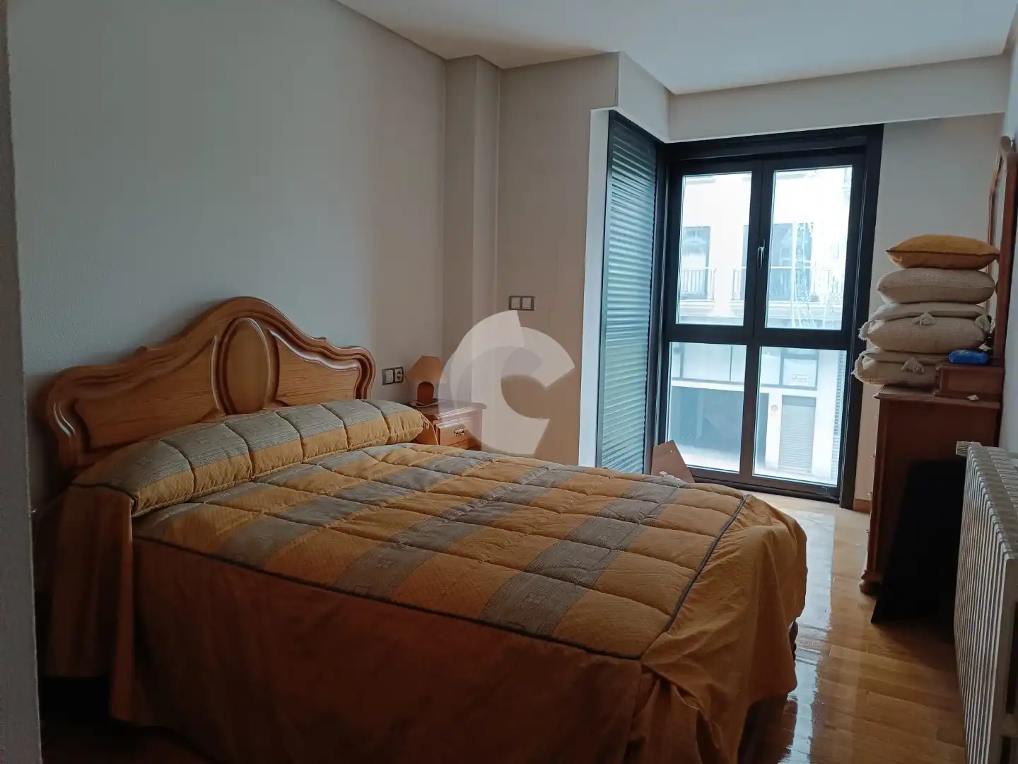 Piso en venta en Residencia, imagen 2