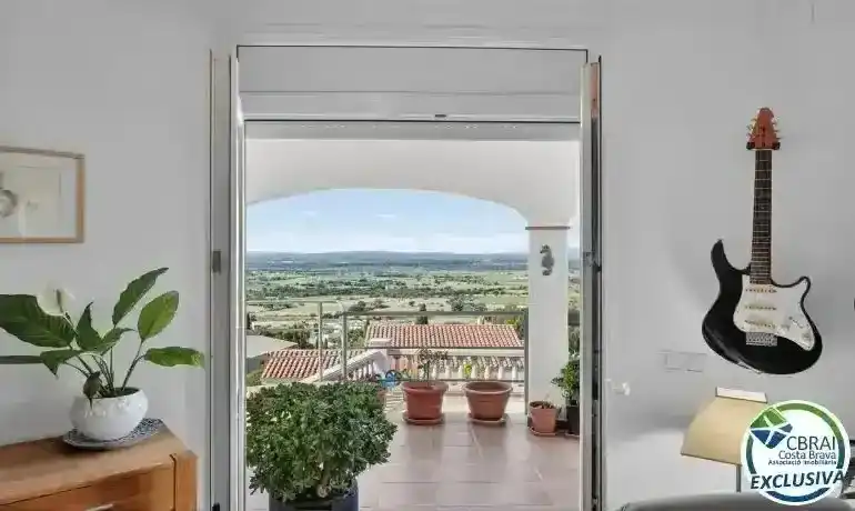 Casa amb piscina en venda a Carrer Bèlgica, imagen 13