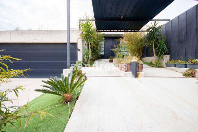 Casa-chalet en Venta en Mollet de Peralada