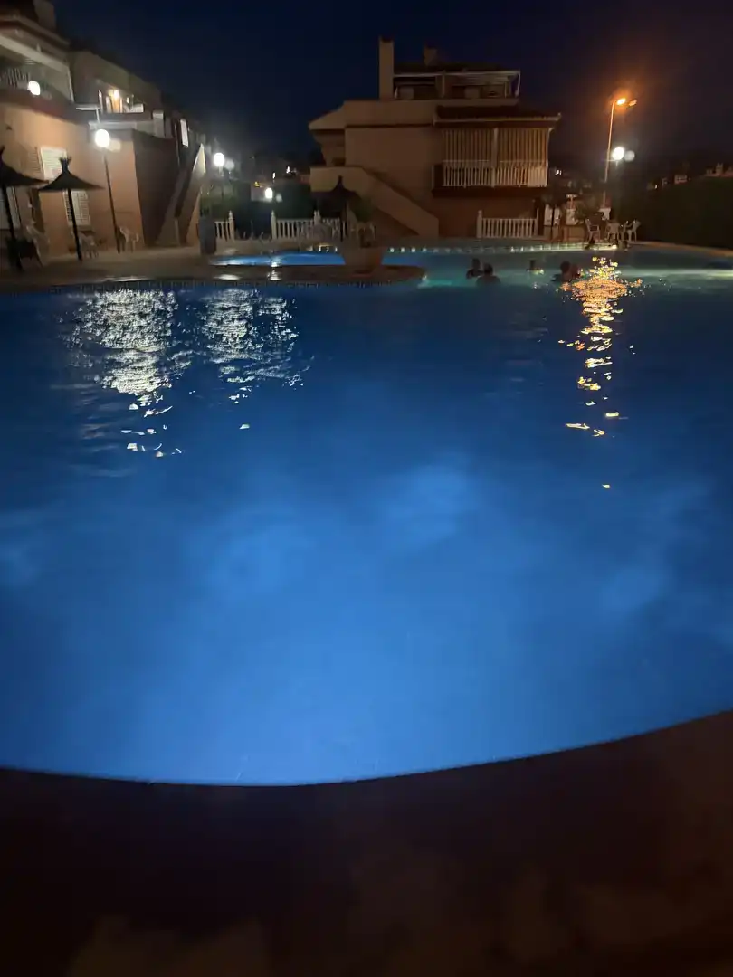 Schwimmbecken von Wohnungen zur Miete in Mazarrón mit Klimaanlage, Privatgarten und Parkett