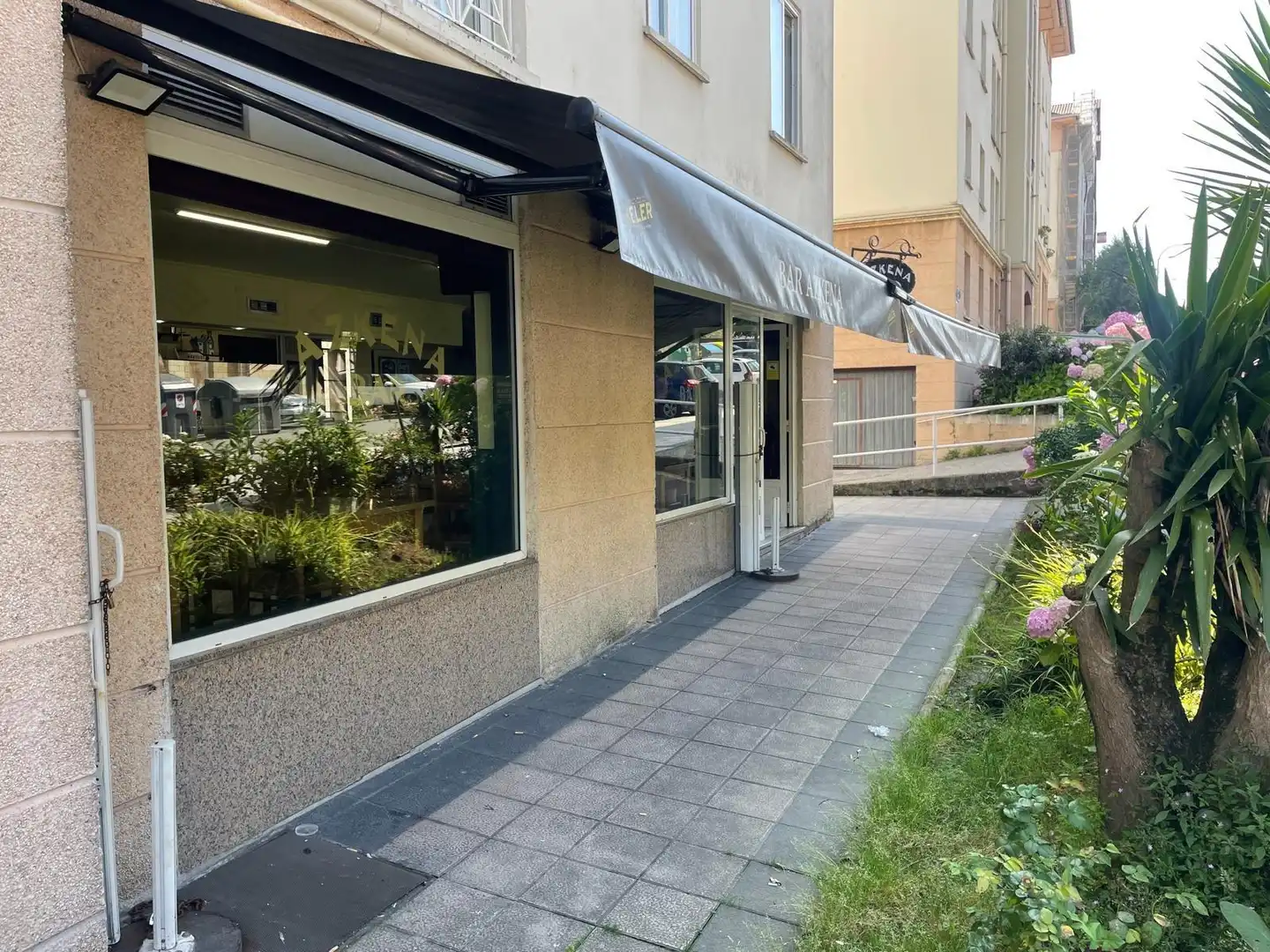 Local comercial en venda a Intxaurrondo, imagen 5