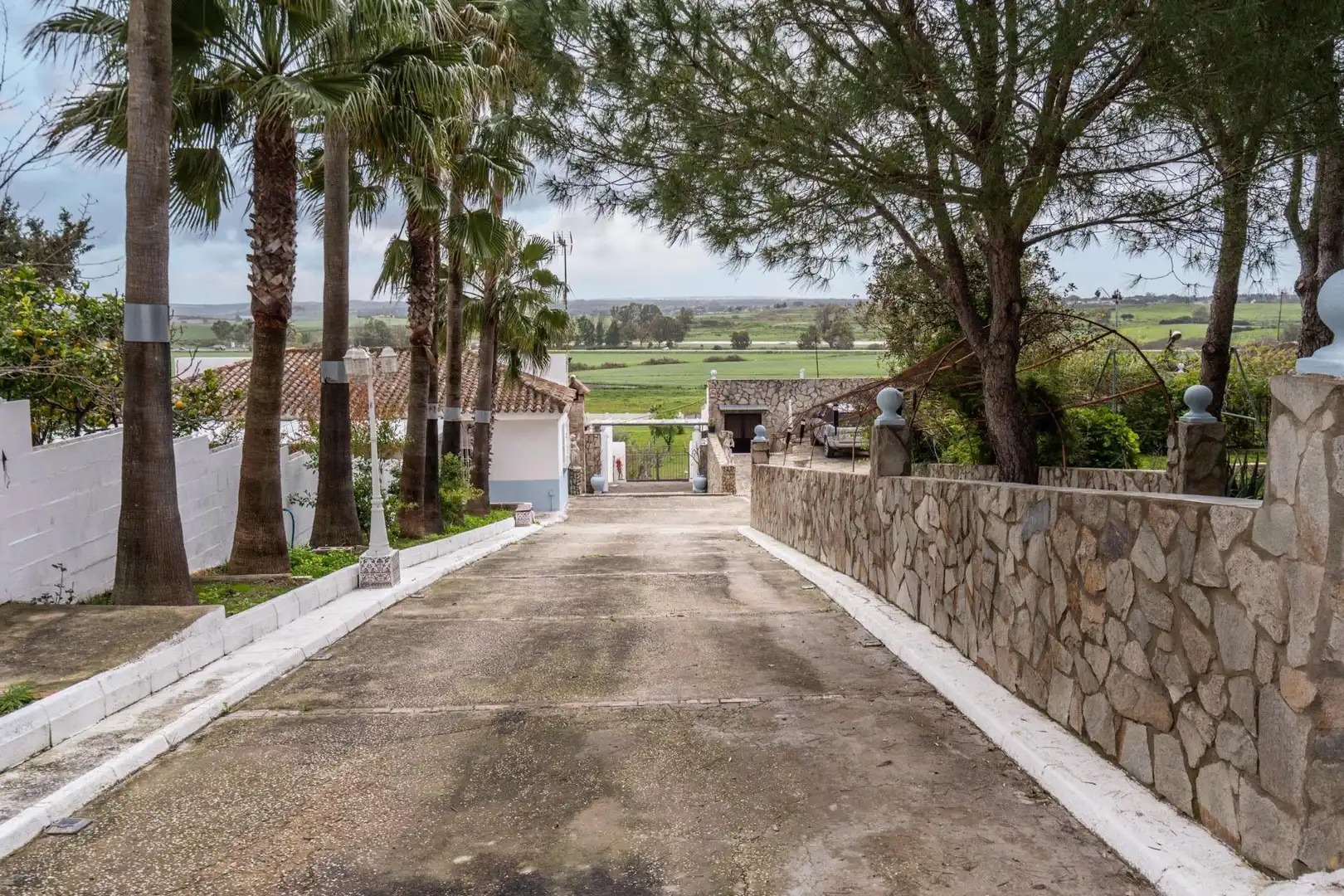 Exterior view of Houses for sale in Chiclana de la Frontera  with Air Conditioner, Heating and Private garden