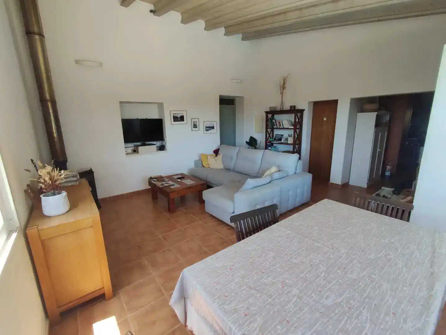 Living room of Houses for rent in Alaior  with Air Conditioner, Private garden and Parquet flooring
