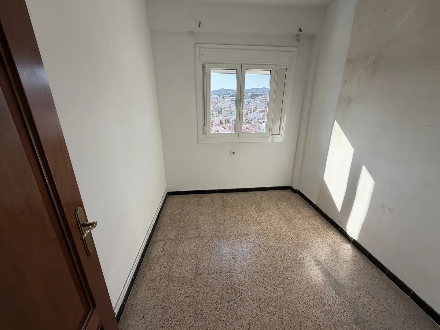 Piso con terraza en venta en Avinguda del Maresme 451, imagen 23