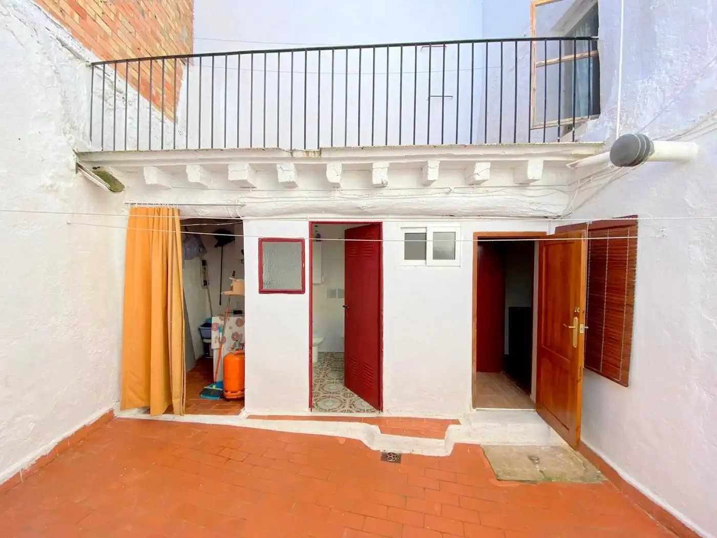 Balcony of Houses for sale in La Font de la Figuera  with Heating, Terrace and Storage room