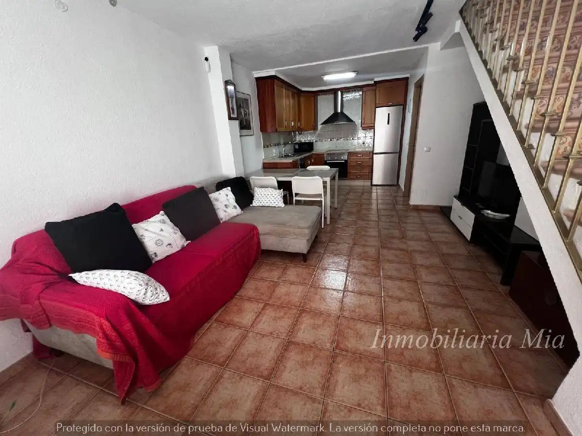 Sala d'estar de Casa o xalet de lloguer en Torremolinos amb Piscina, Moblat i Piscina comunitària