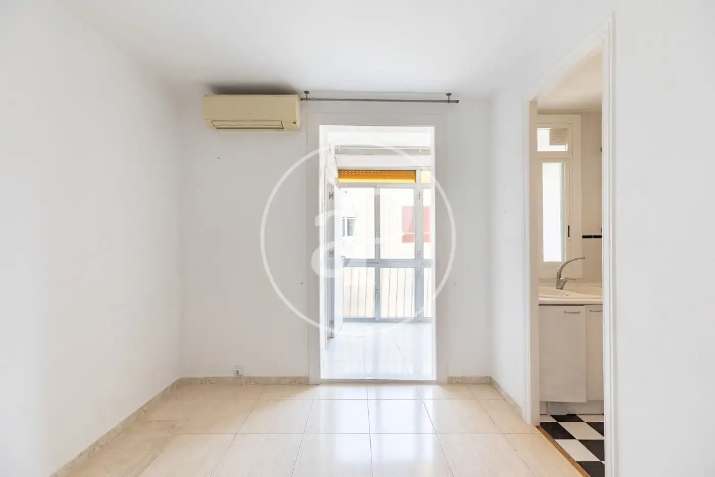Wohnung zum Verkauf in  Barcelona Capital mit Heizung und Balkon