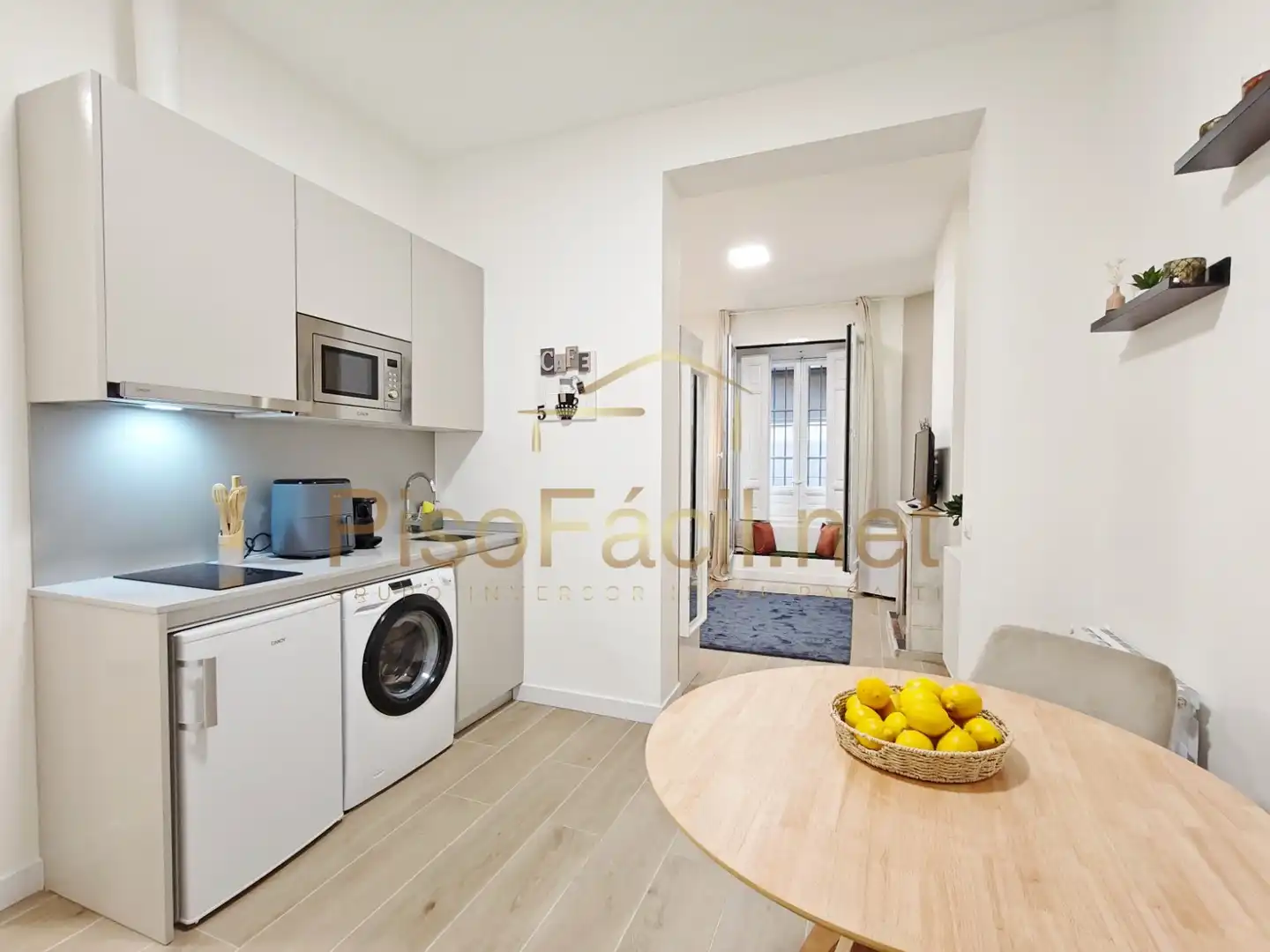 Vista exterior de Piso en venta en Madrid con Aire acondicionado, Calefacción y Amueblado