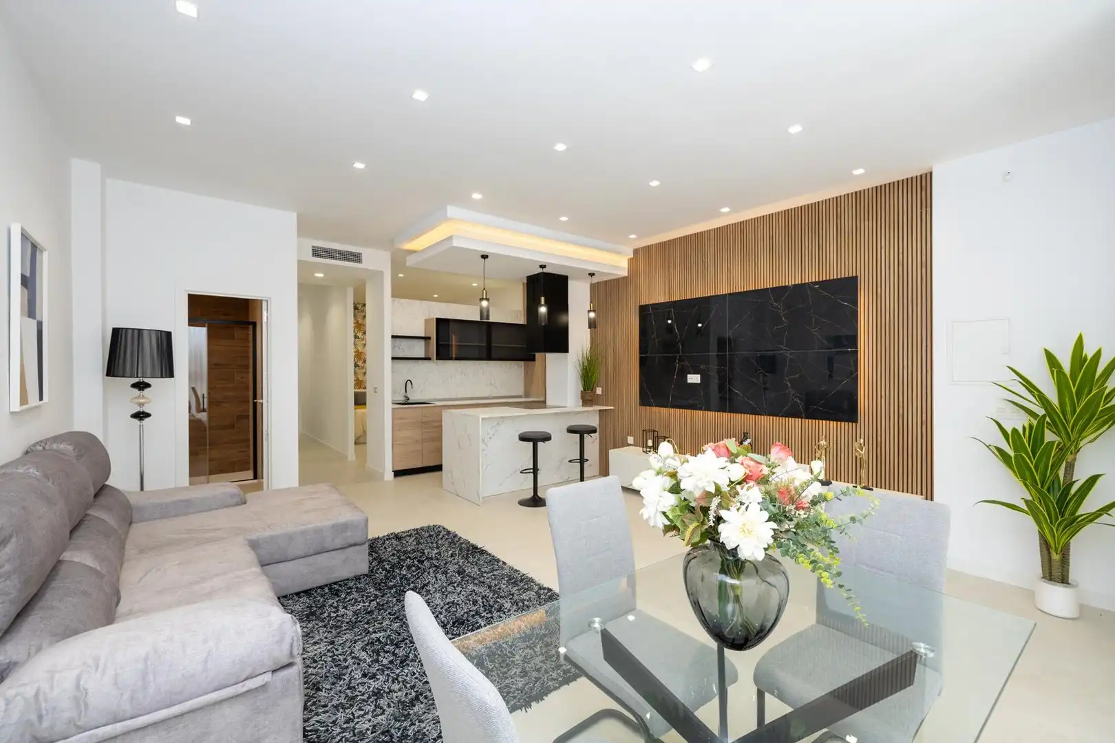 Sala de estar de Piso en venta en  Granada Capital con Aire acondicionado, Calefacción y Amueblado