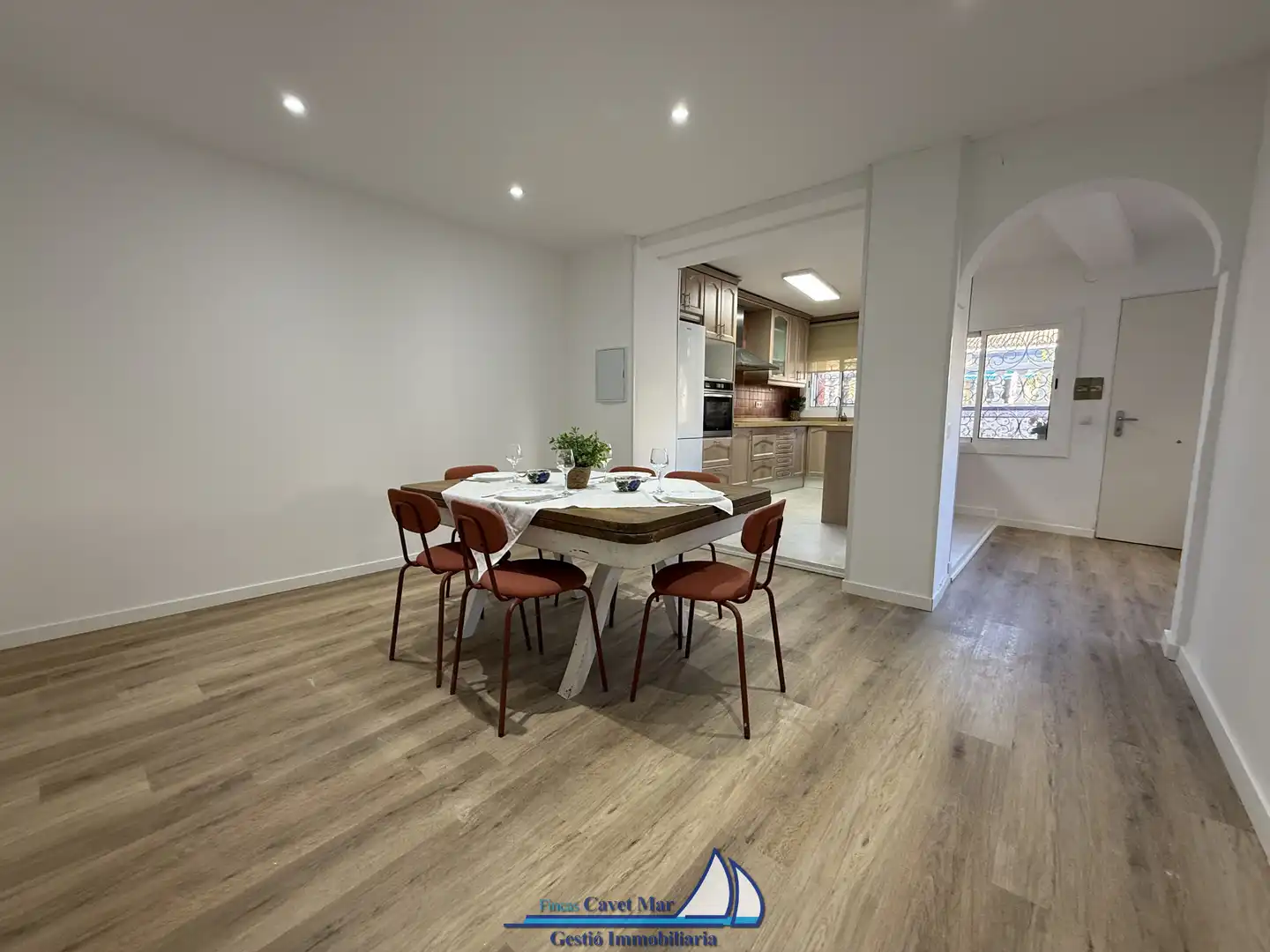 Comedor de Casa adosada en venta en Mont-roig del Camp con Aire acondicionado, Calefacción y Jardín privado