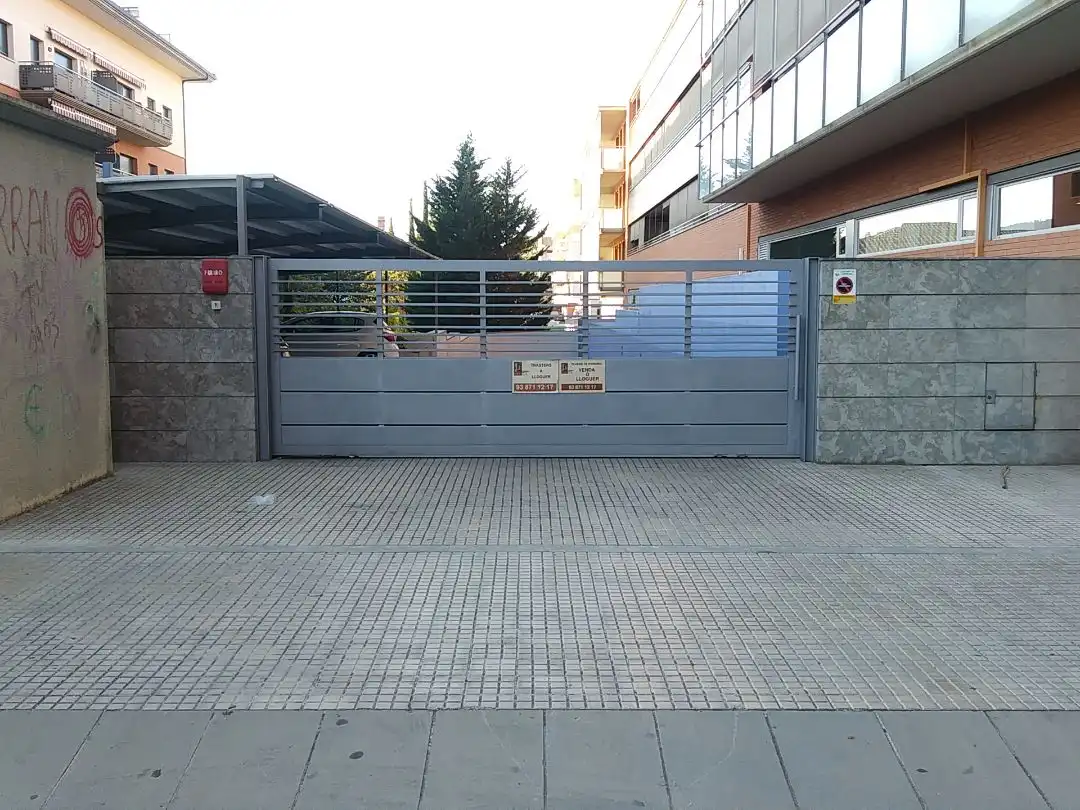 Parking of Garage for rent in Cardedeu