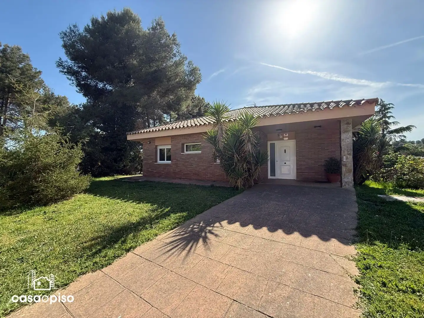 Vista exterior de Casa o chalet en venta en Sabadell con Aire acondicionado, Calefacción y Jardín privado