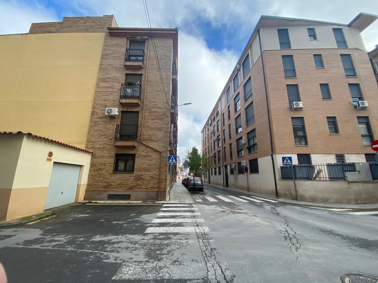 Exterior view of Planta baja for sale in Ocaña  with Air Conditioner, Heating and Parquet flooring