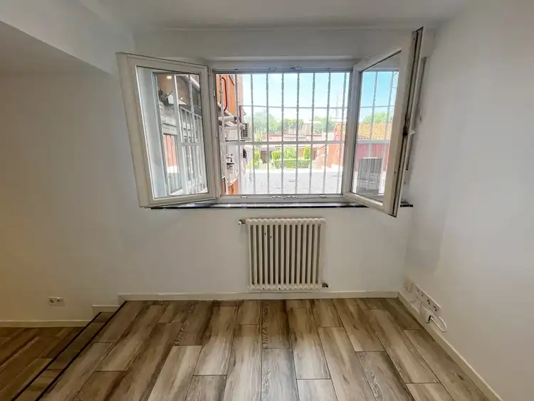 Terraza de Piso en venta en Madrid con Calefacción, Lavadora y Microondas