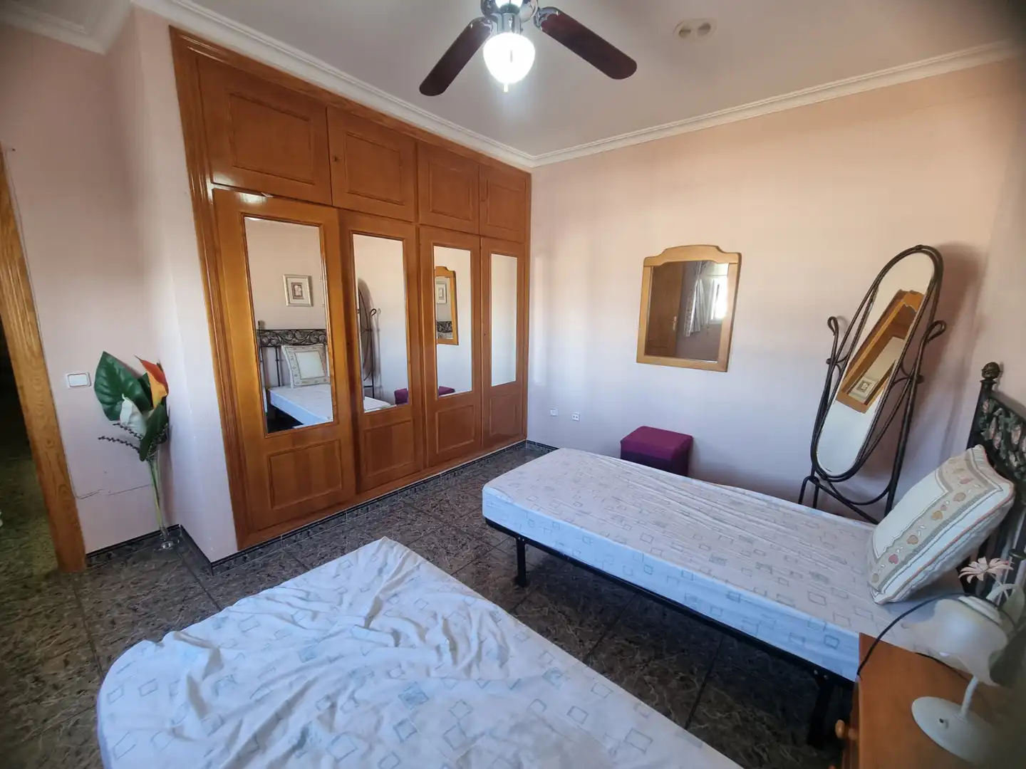 Habitación de Finca rústica en venta en Pechina con Aire acondicionado, Calefacción y Jardín privado