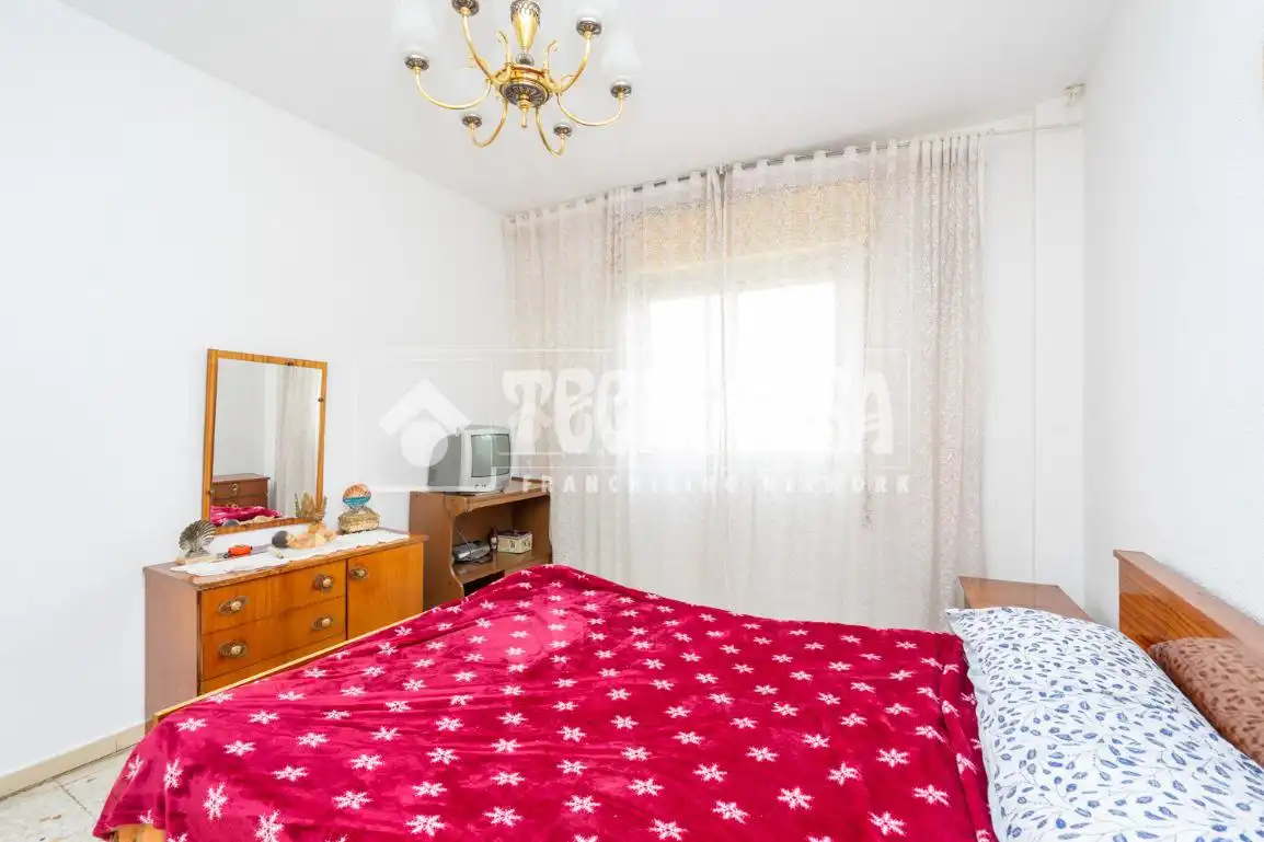 Habitación de Piso en venta en Coslada con Calefacción, Terraza y Balcón