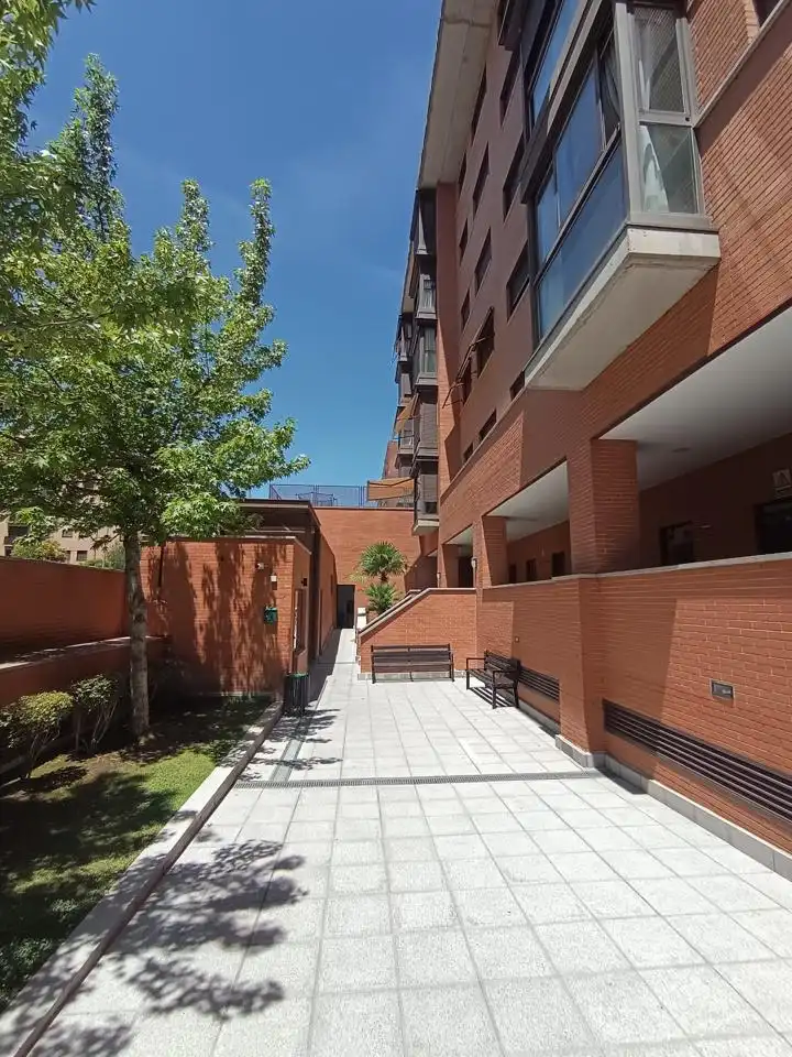 Piso de alquiler en De Diego Hurtado De Mendoza, Sanchinarro