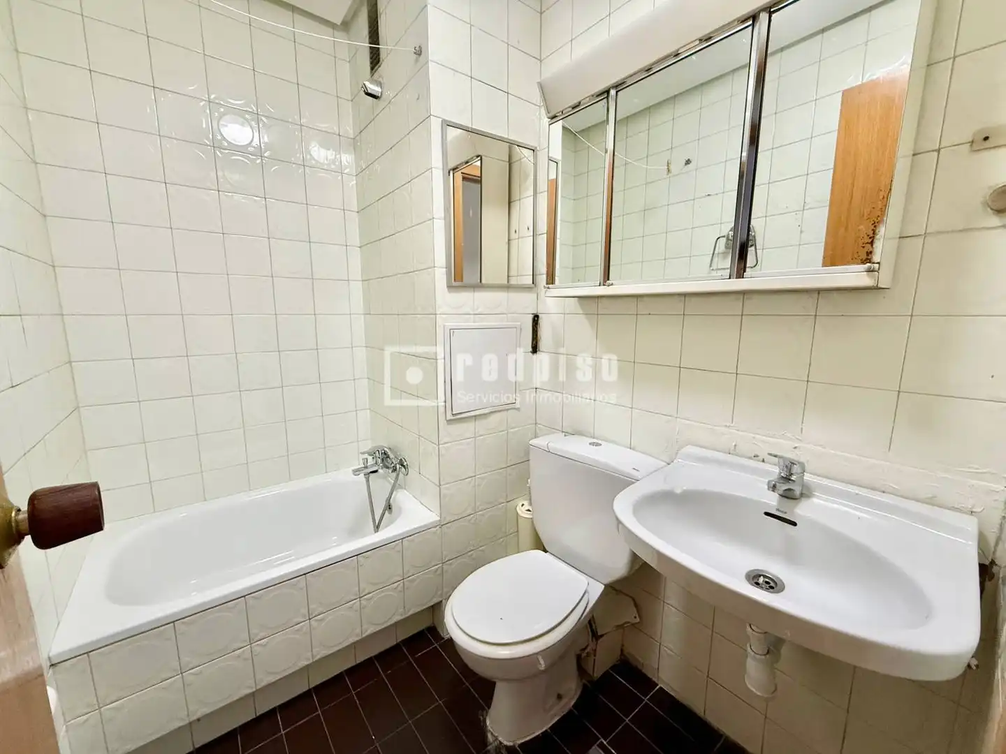 Baño de Piso en venta en Madrid con Aire acondicionado, Calefacción y Jardín privado