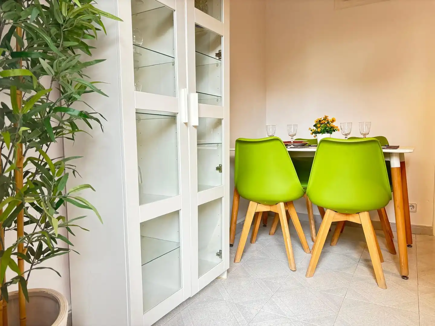 Apartamento de alquiler en Avinguda de Castelldefels, 189, Lluminetes