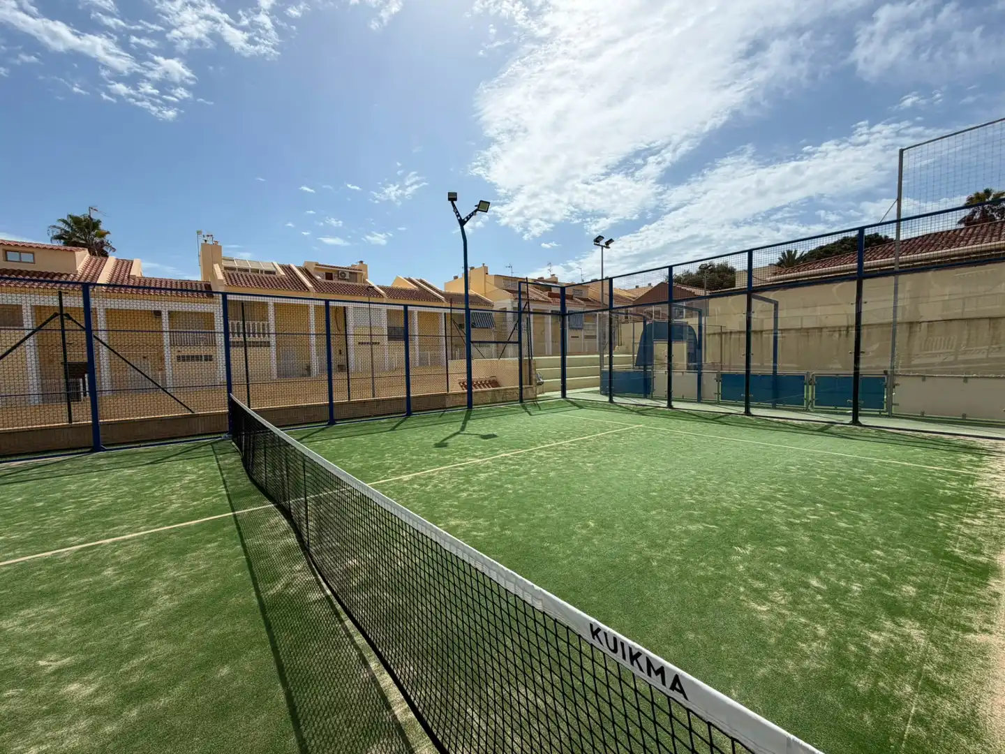 Exterior view of Flat for sale in Torrevieja  with Air Conditioner, Balcony and Community pool