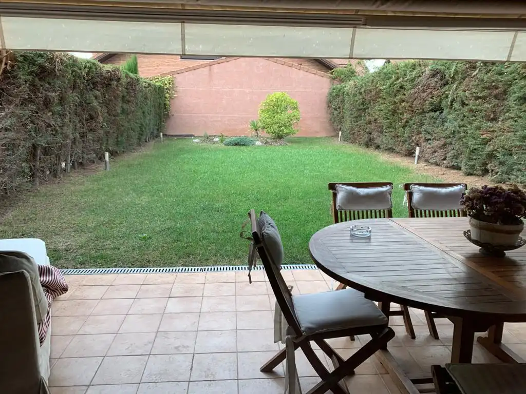 Jardín de Casa o chalet de alquiler en Villanueva de Gállego con Aire acondicionado, Calefacción y Jardín privado