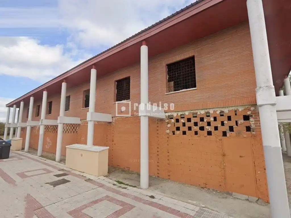 Vista exterior de Local en venta en Getafe con Terraza
