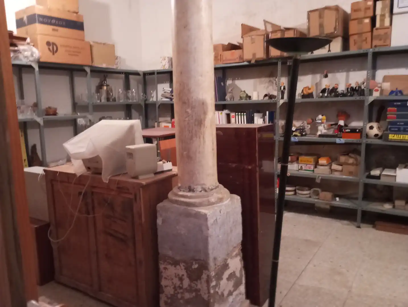 Edificio en venta en Baza