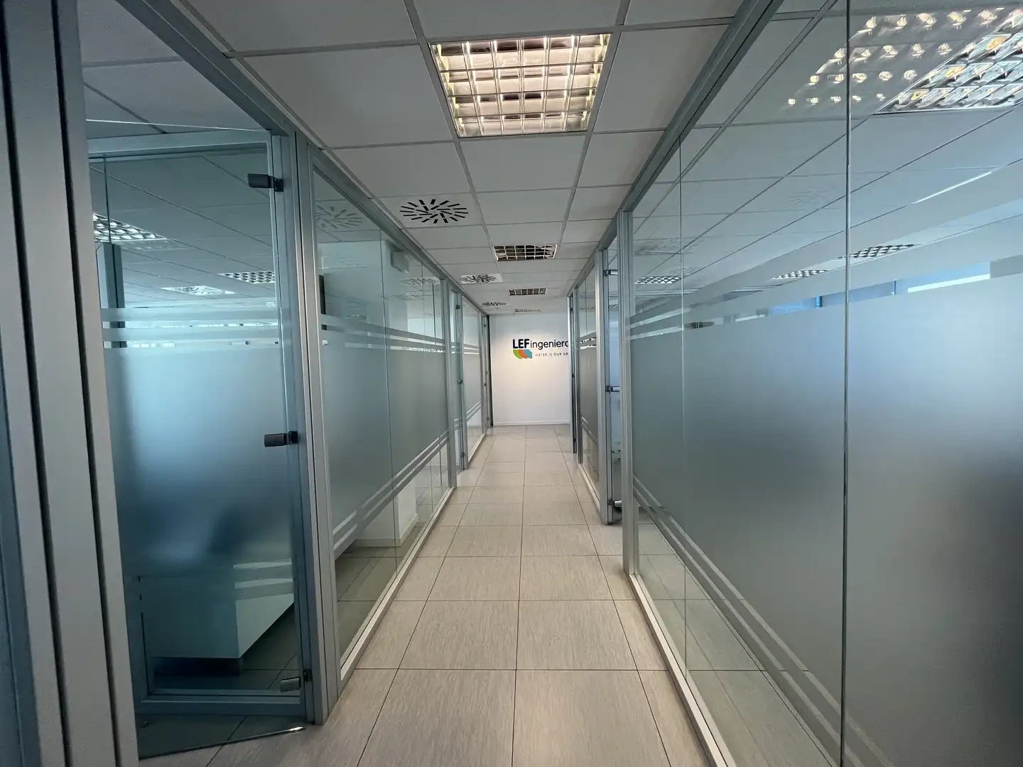 Oficina amb ascensor de lloguer a Carrer de Frederic Mompou, imagen 5