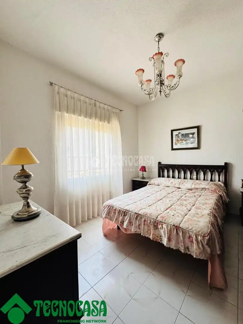 Dormitori de Casa adosada en venda en Los Navalmorales
