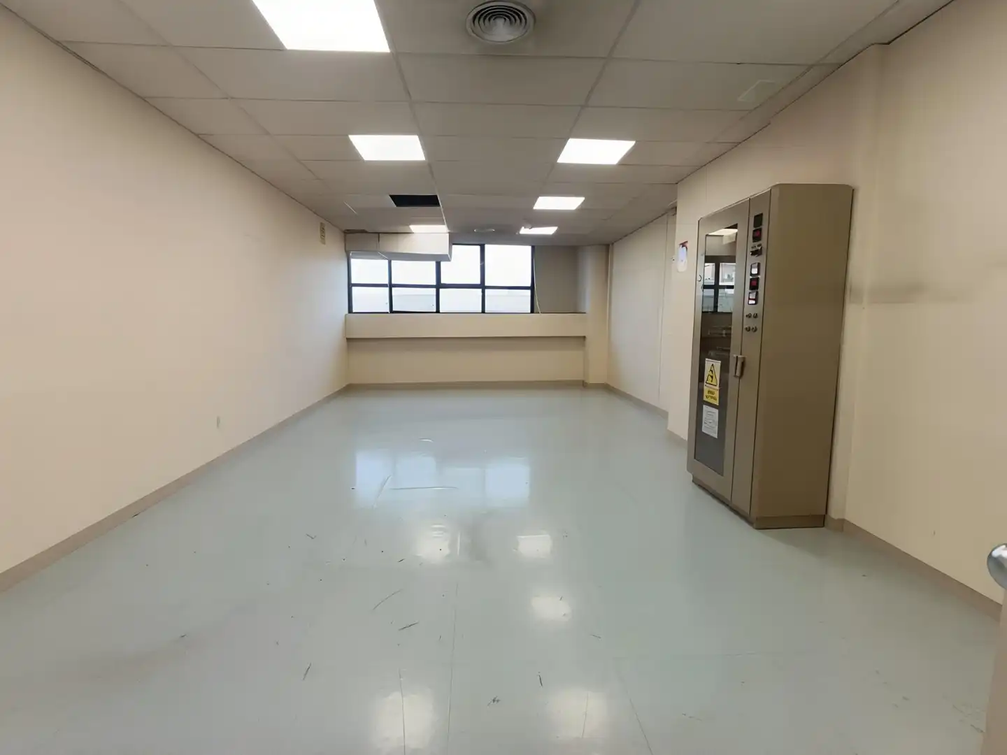 Nave industrial en venta en Madrid