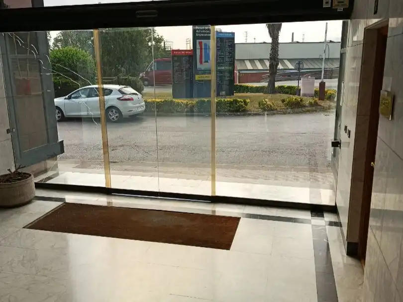 Oficina de lloguer en Erandio amb Moblat