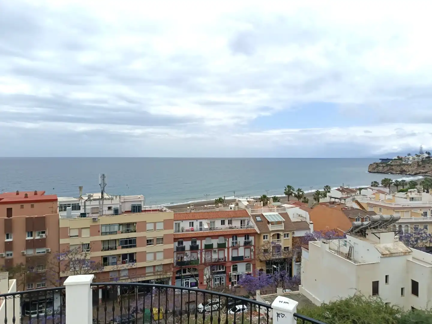 Vista exterior de Casa adosada en venta en Rincón de la Victoria con Aire acondicionado, Terraza y Amueblado