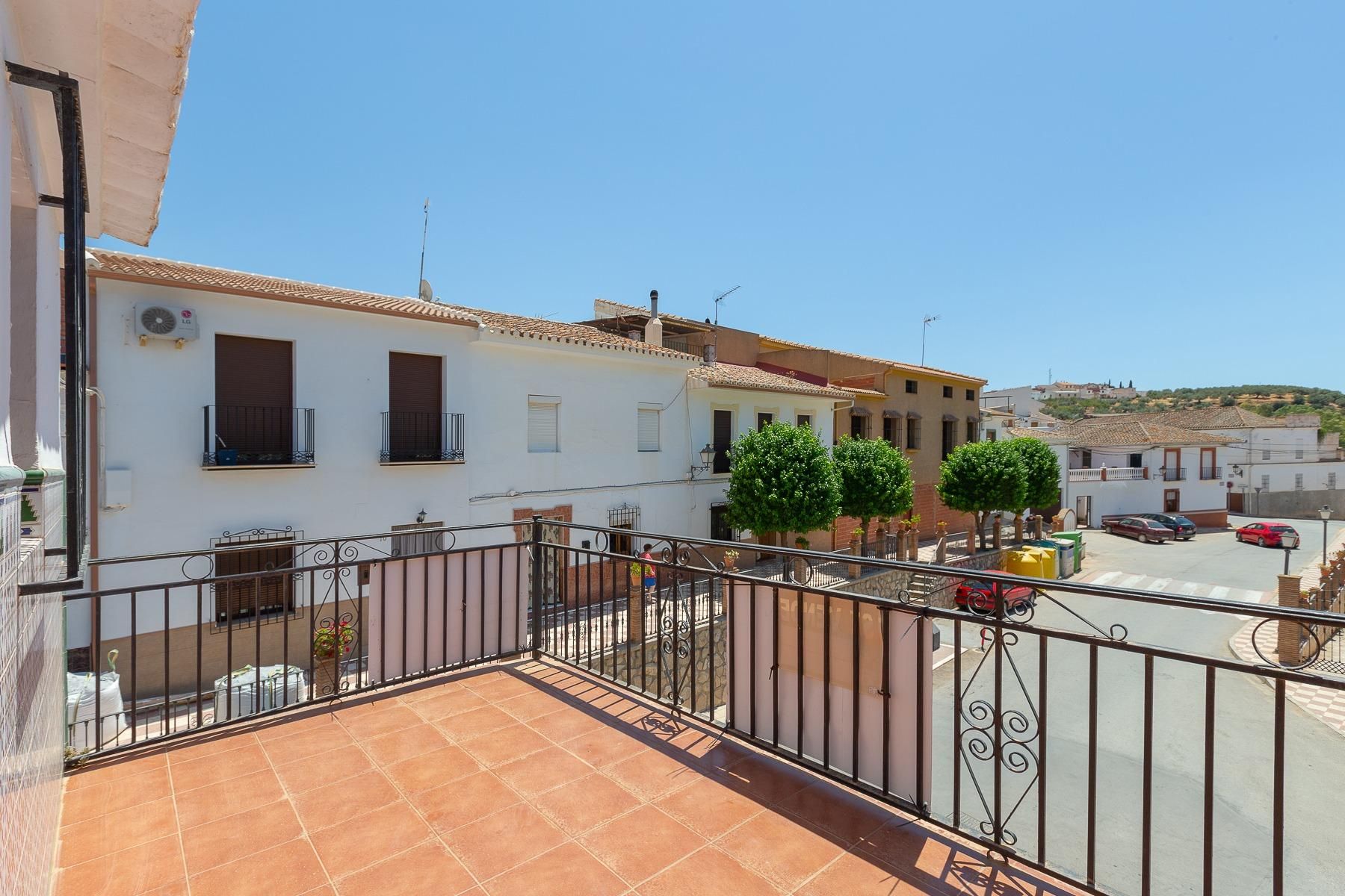 Exterior view of House or chalet for sale in Riogordo  with Terrace and Storage room