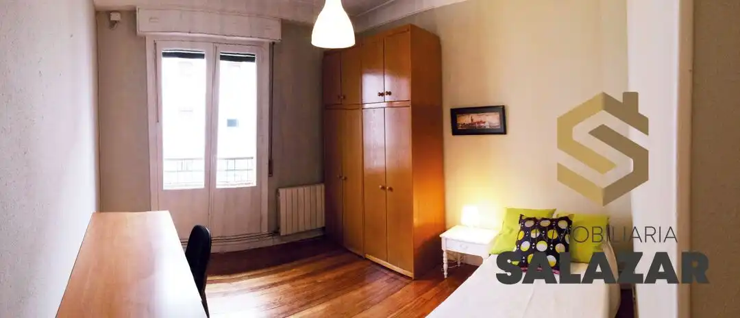 Habitación de Piso de alquiler en Bilbao  con Calefacción