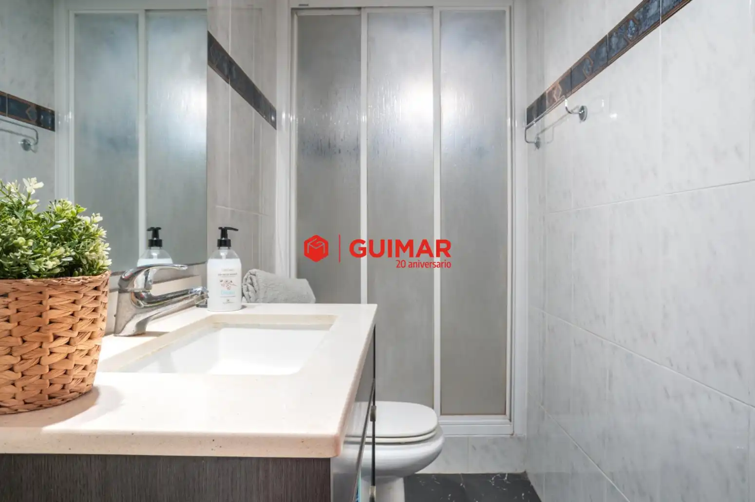 Flat with terrace for sale in L´Hospitalet de Llobregat - Avinguda CAN SERRA DE, imagen 16