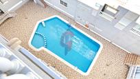 Swimming pool of Flat for sale in Guardamar del Segura  with Heating, Terrace and Balcony