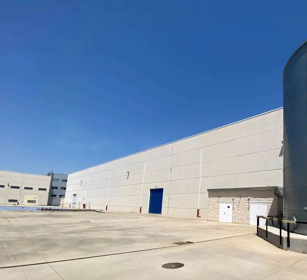 Exterior view of Industrial buildings for rent in Getafe