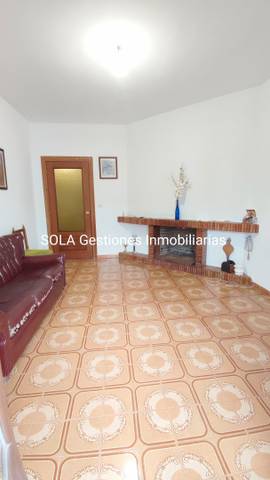 Piso en Venta en Calle Virgen en Torreperogil