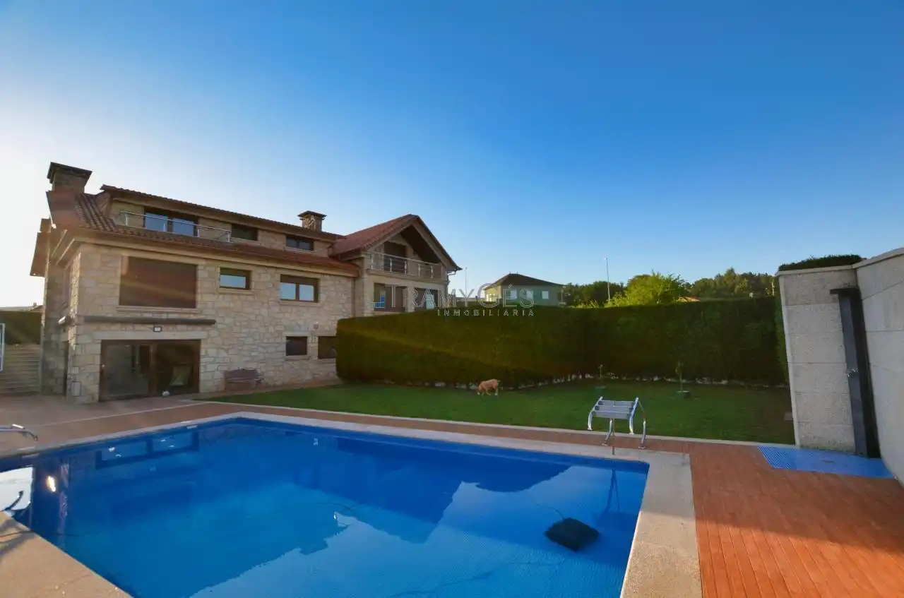 Villa mit Terrasse zum Verkauf in RUA DO MORAN, imagen 3