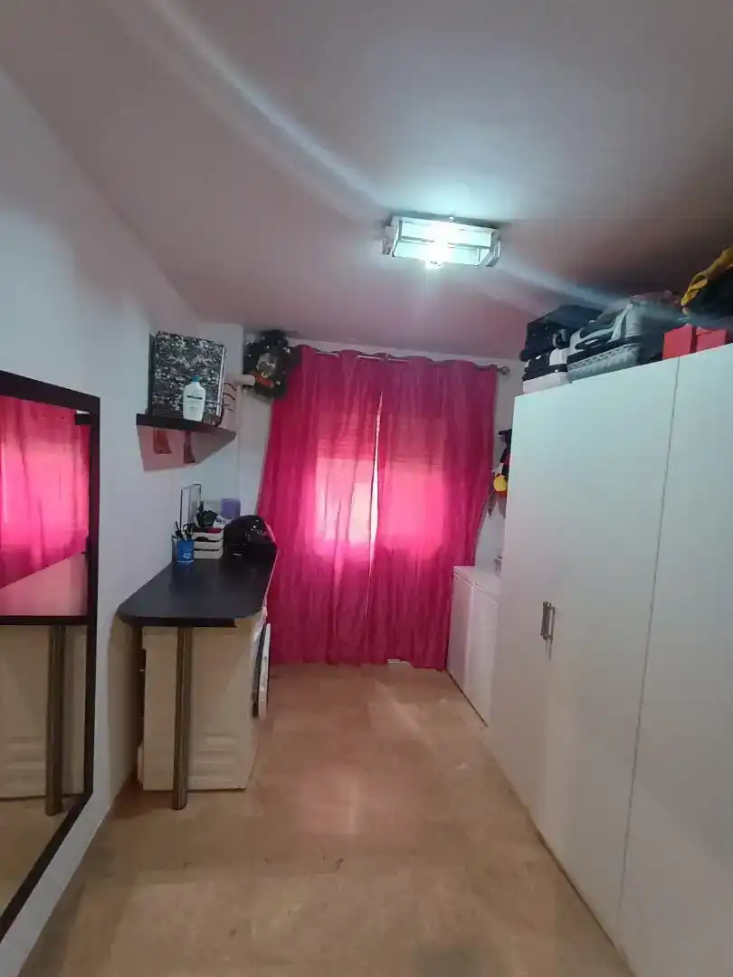 Dormitori de Pis en venda en Paterna amb Aire condicionat, Parquet i Traster