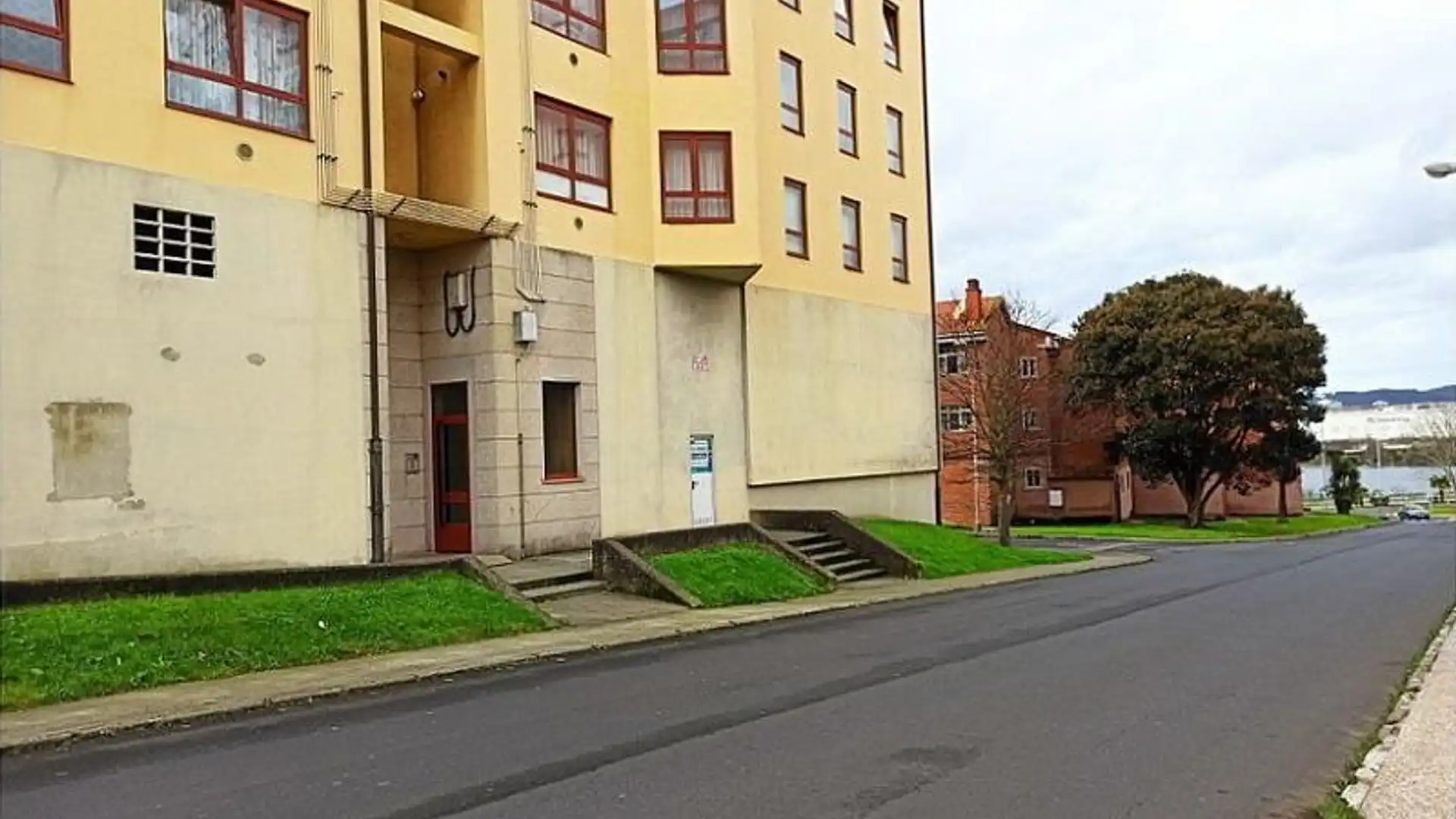 Local de alquiler en Caranza