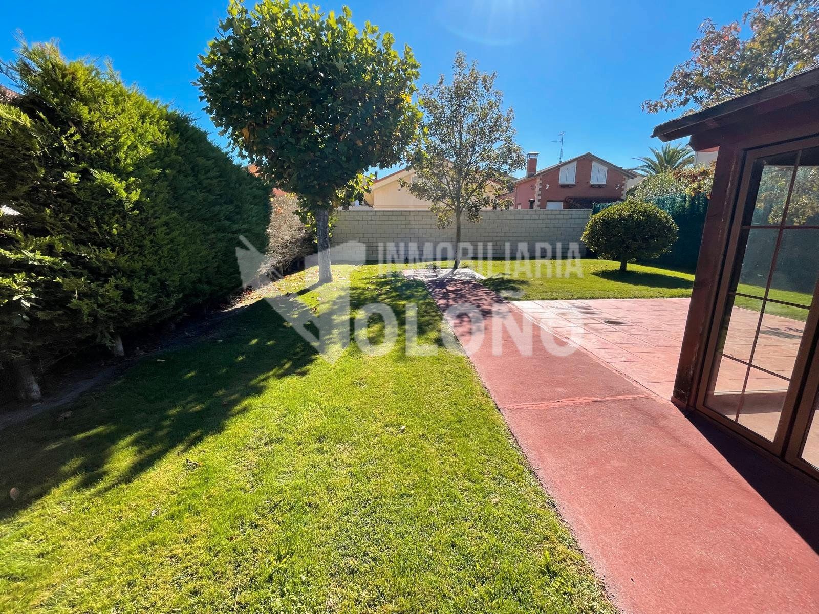 Vista exterior de Casa o xalet en venda en Casalarreina amb Calefacció, Jardí privat i Parquet