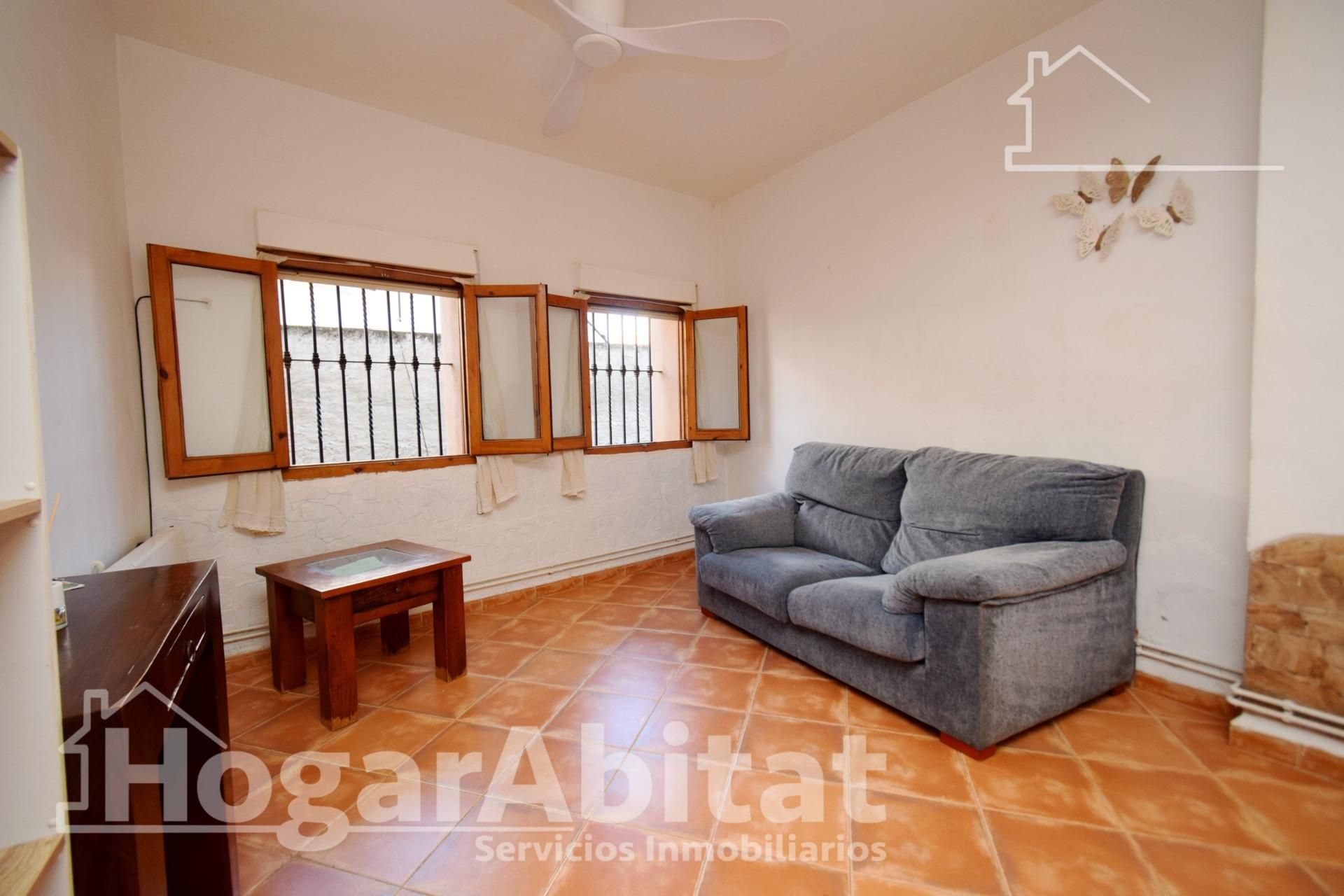 Living room of House or chalet for sale in Sagunto / Sagunt  with Air Conditioner, Heating and Terrace
