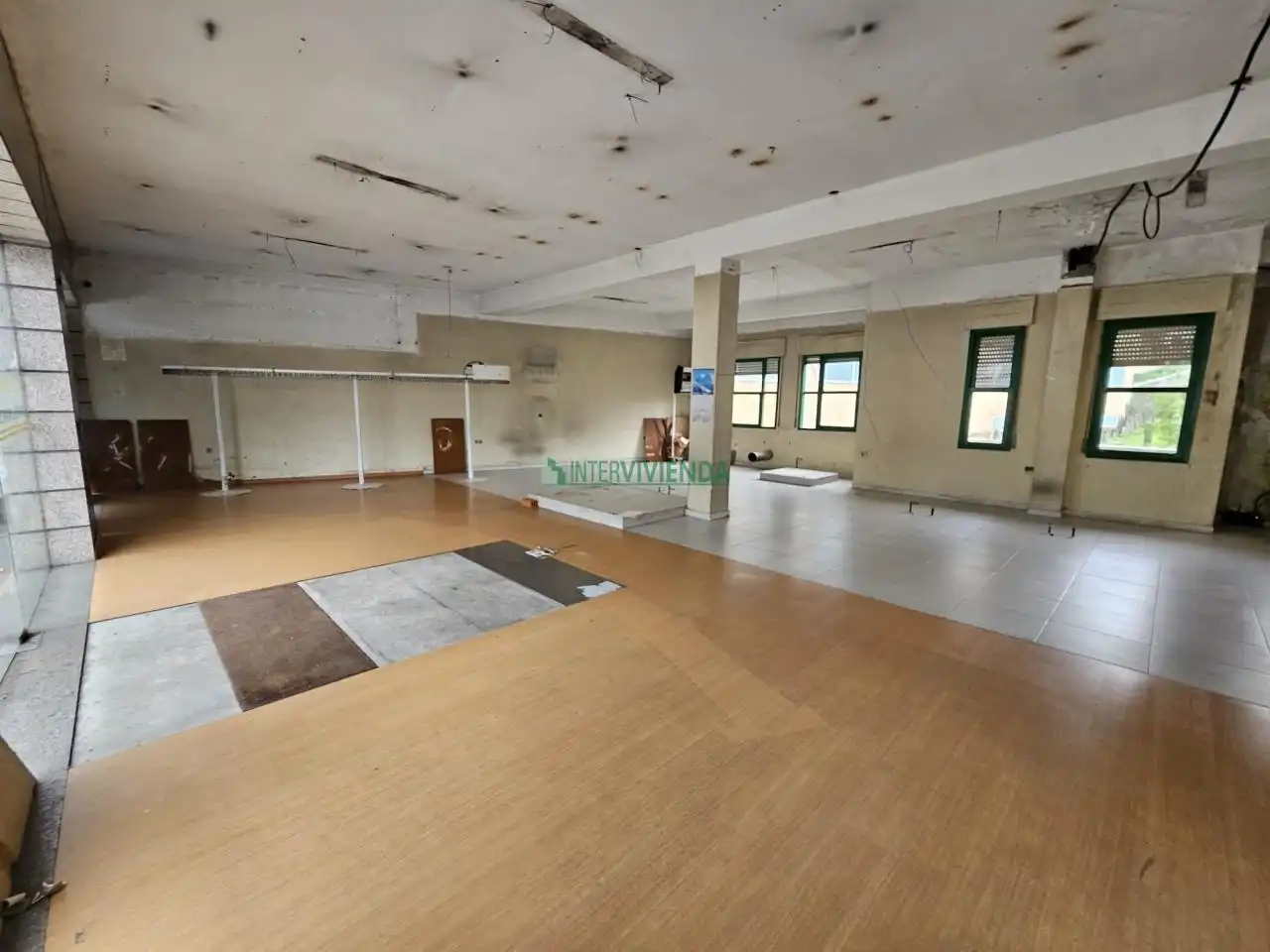 Local comercial en venda a Ponteareas, imagen 8