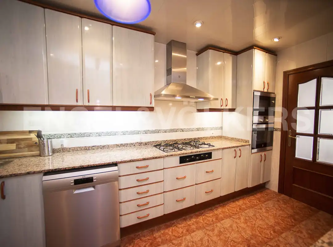 Kitchen of Flat for rent in Barcelona  with Air Conditioner, Heating and Parquet flooring